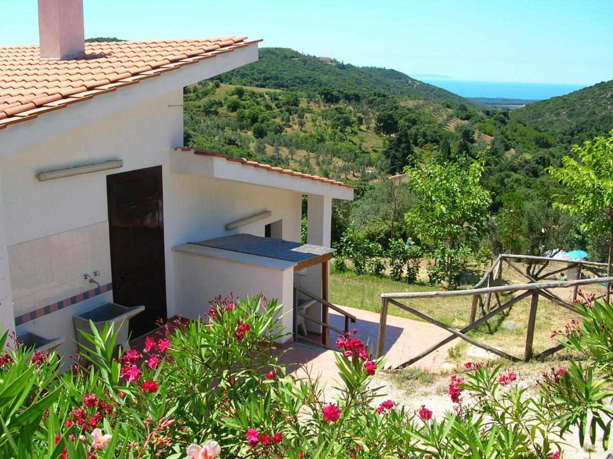 Divacamp Glamping Resort Campiglia Marittima Exterior foto