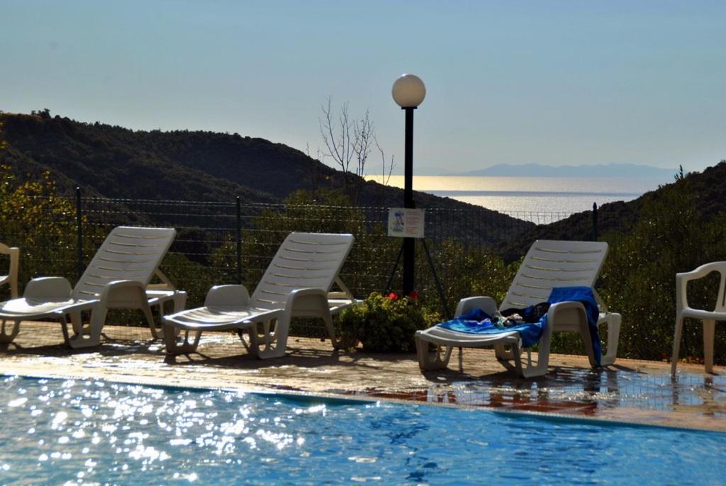 Divacamp Glamping Resort Campiglia Marittima Exterior foto